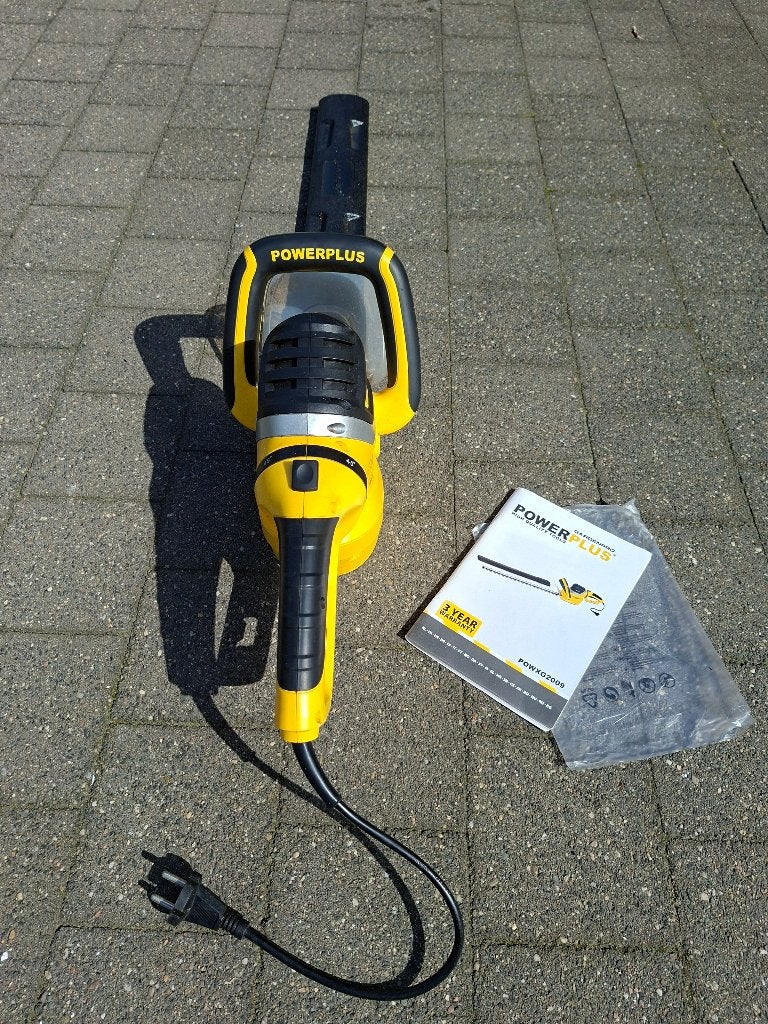 Powerplus POWXG2009 Elektrische Heggenschaar – 750W (69cm), Tuin en Terras, Ophalen