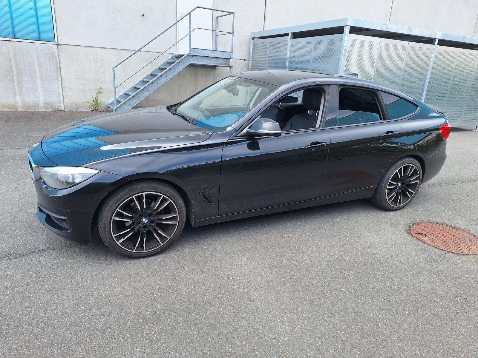 bmw 318d gt met keuring voor verkoop, Auto's, Achterwielaandrijving, Zwart, Leder, Particulier