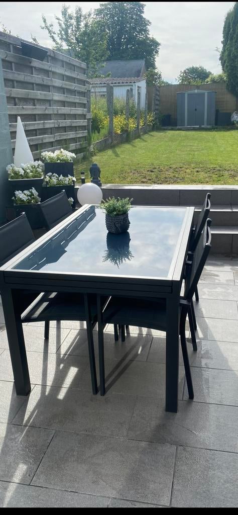 Ensemble de jardin table extensible en verre avec 4 chaises, Enlèvement, Comme neuf