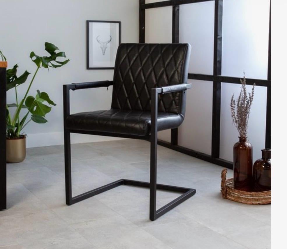 Chaises  de salle a manger, Enlèvement