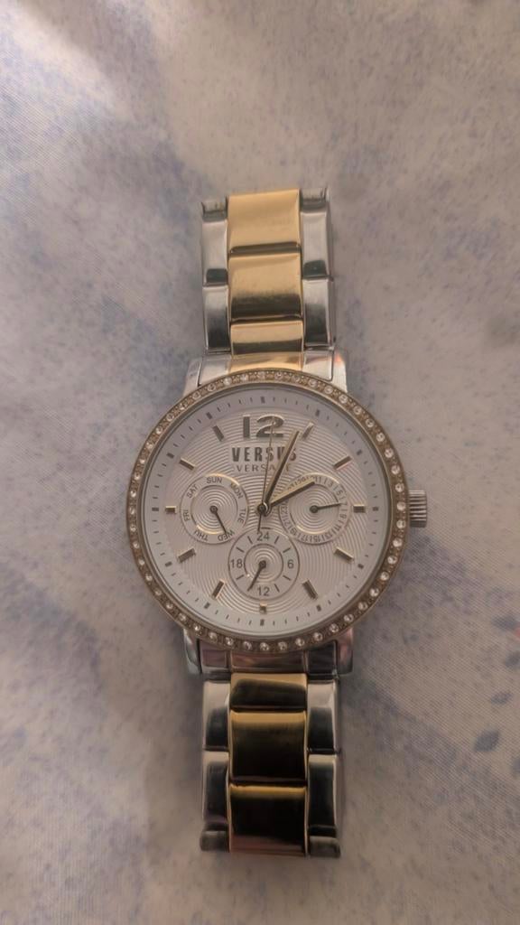 Versus VERSACE dames horloge, Handtassen en Accessoires, Ophalen