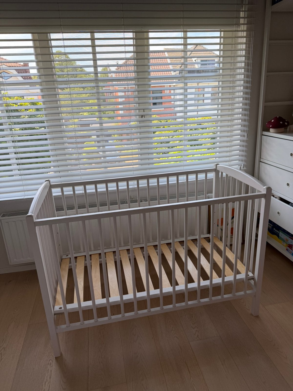 Houten babybed 120x60, Ophalen, Gebruikt