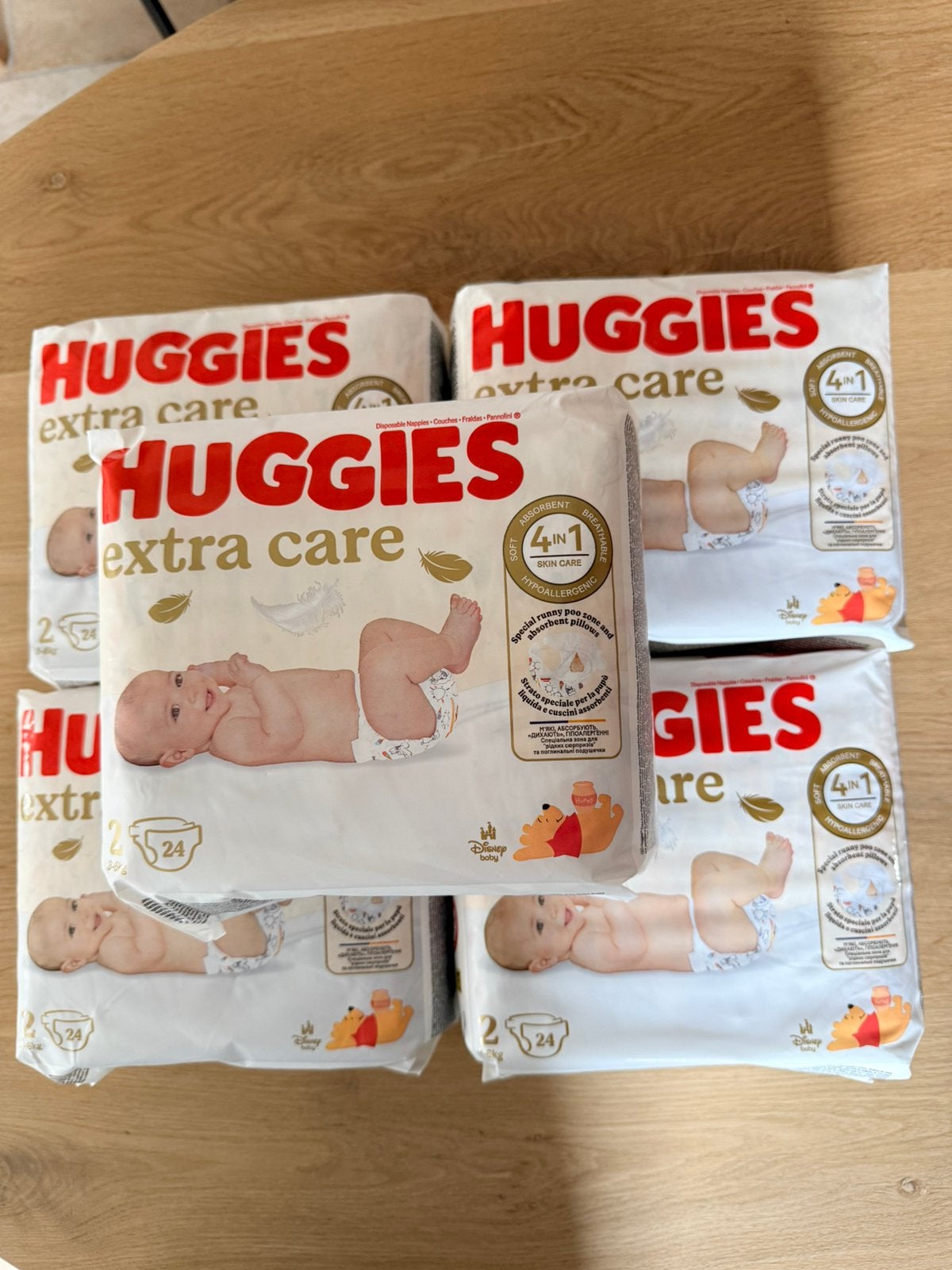 5 pakken pampers Huggies maat 2, Kinderen en Baby's, Ophalen of Verzenden, Nieuw