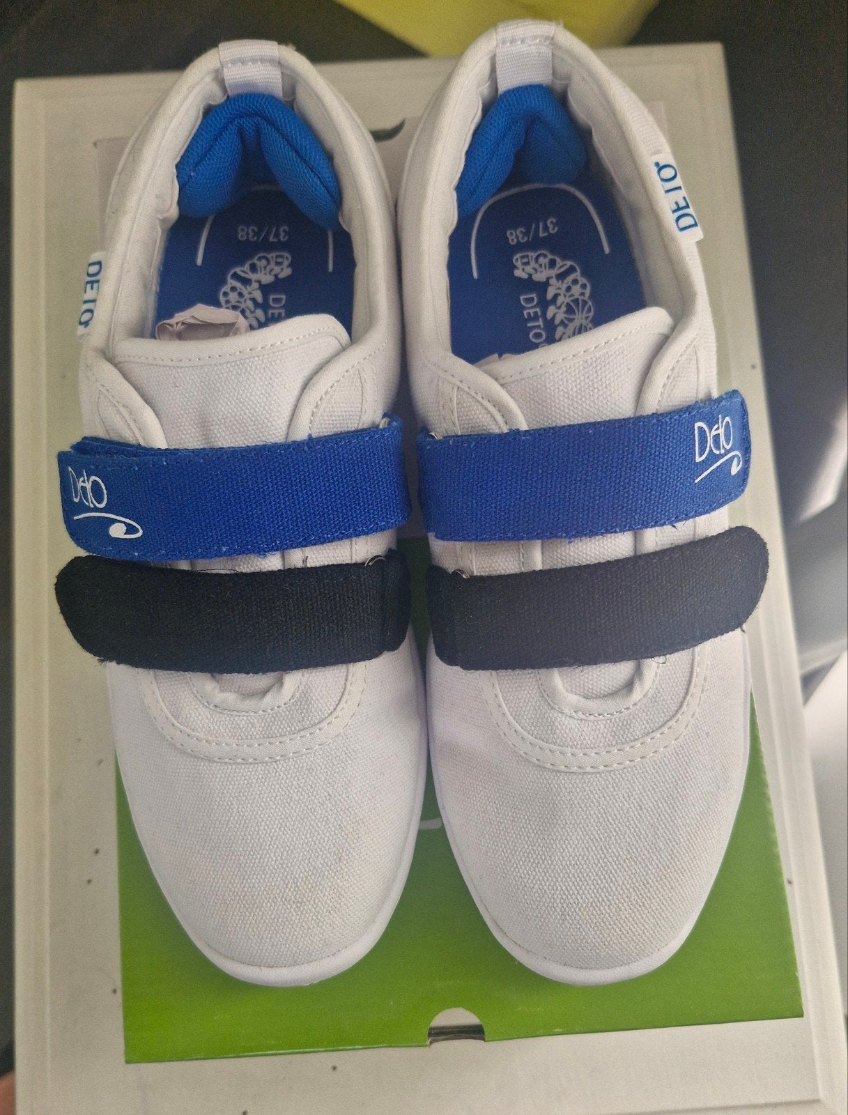 Deto sportschoenen 37/38 - Nieuw!, Ophalen of Verzenden
