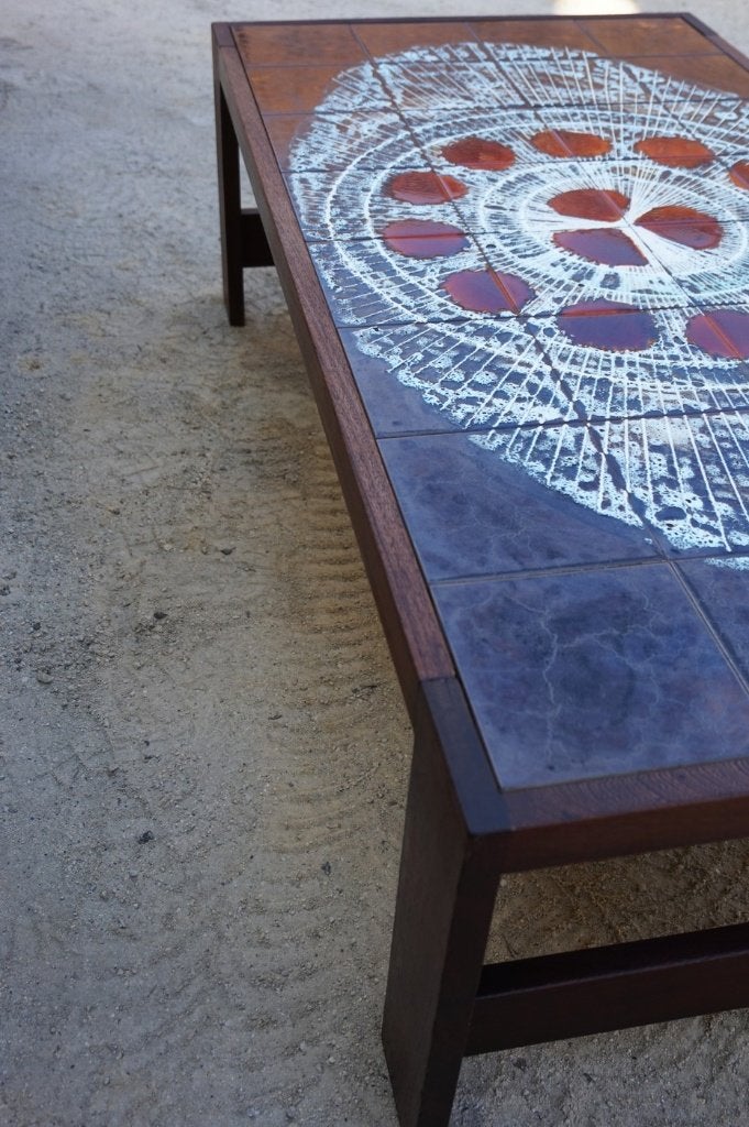 Vintage salontafel met tegels van Belarti, Ophalen