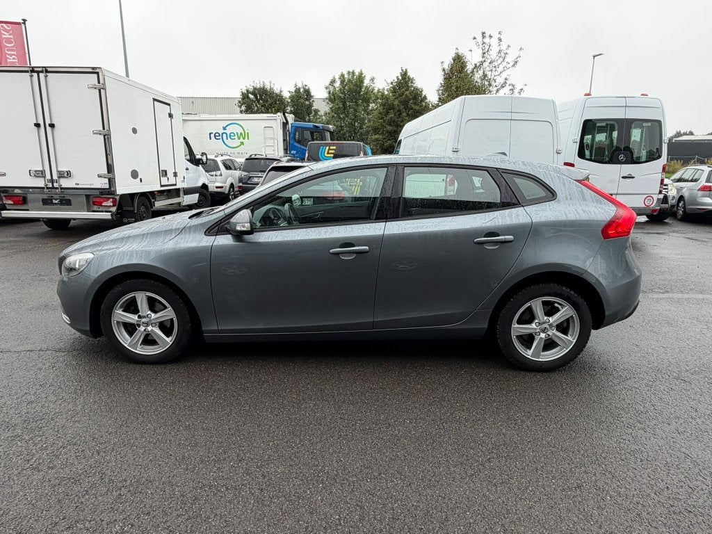 Volvo V40 ( Stock ID 14382) — 4