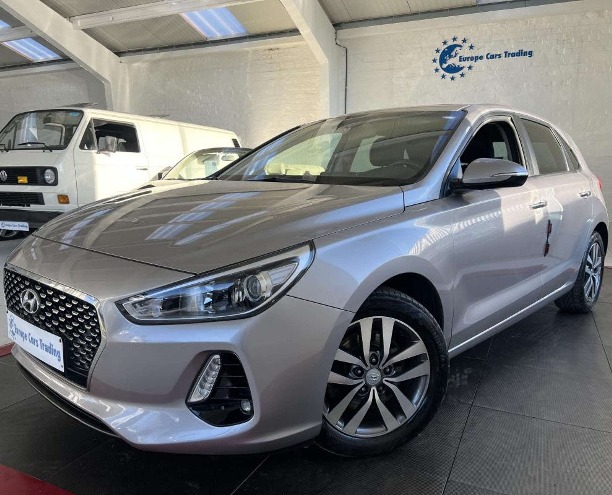 Hyundai i30 CREATIVE 1,4 T-GDI 140CH BOITE AUTO DCT-7 CARPLA, Auto's, Stof, Gebruikt, Zwart, Beige