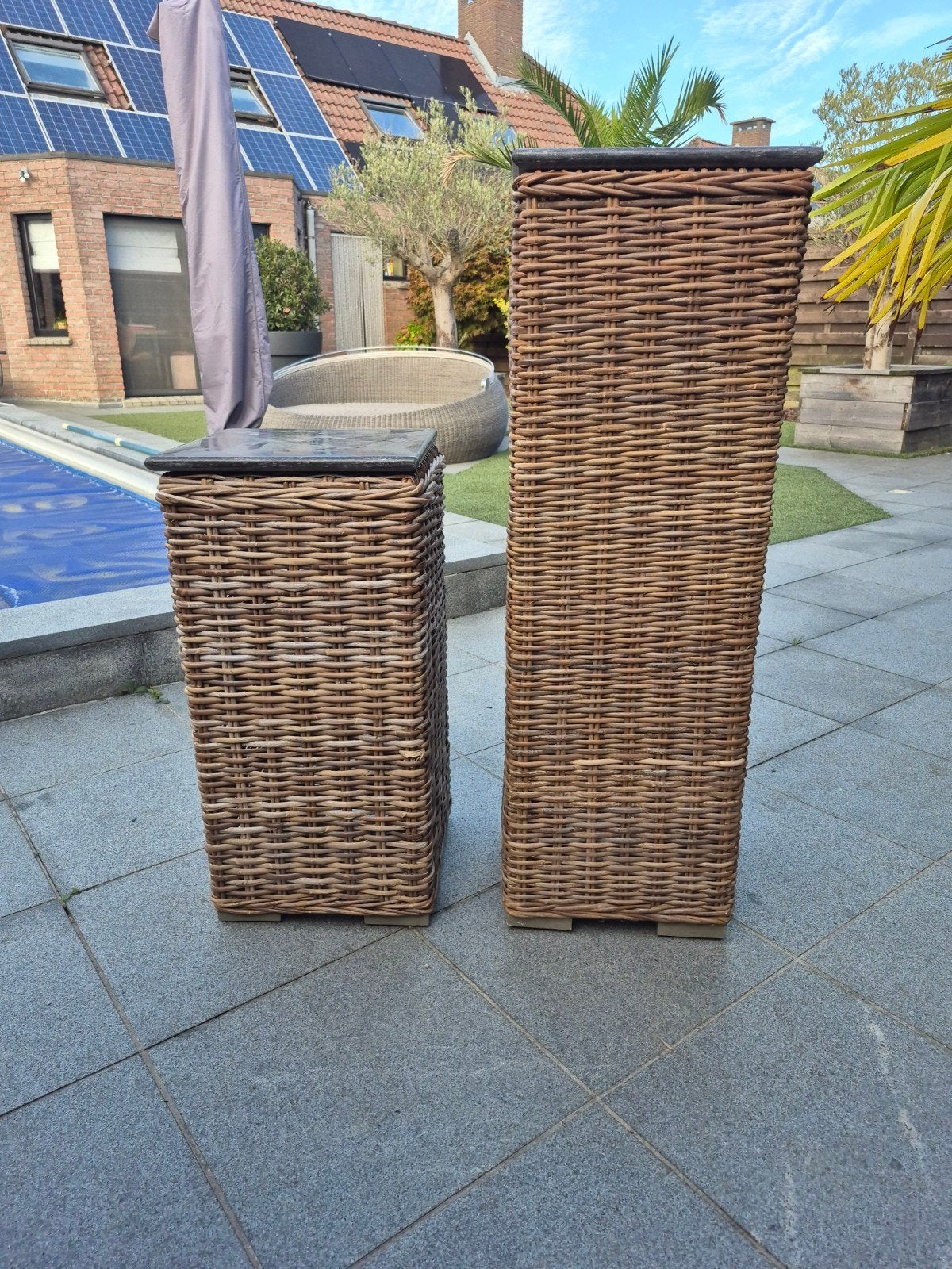 rotan bijzet zuilen met een stijlvol grijze hardsteen, Ophalen