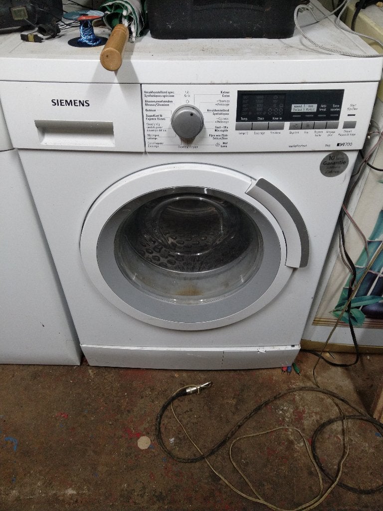 Siemens wasmachine voor onderdelen, Ophalen, Voorlader, Niet werkend, 1200 tot 1600 toeren
