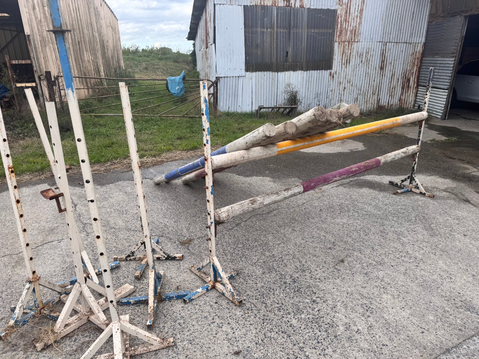 Barre d obstacle + chandelier, Animaux & Accessoires, Enlèvement, Utilisé, Obstacle