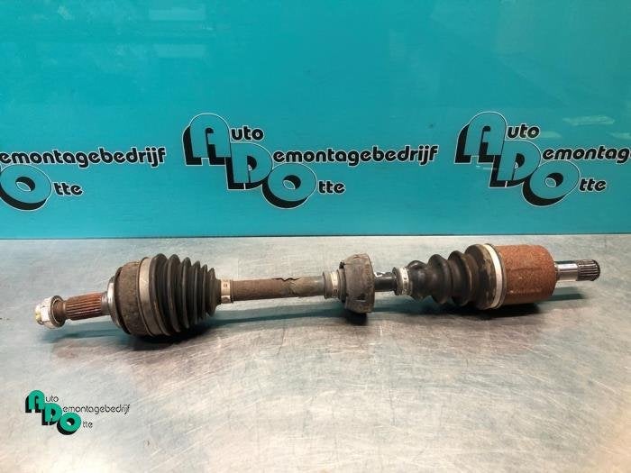 Aandrijfas links-voor van een Honda Civic (Civic 06-), Honda, Gebruikt, -, -