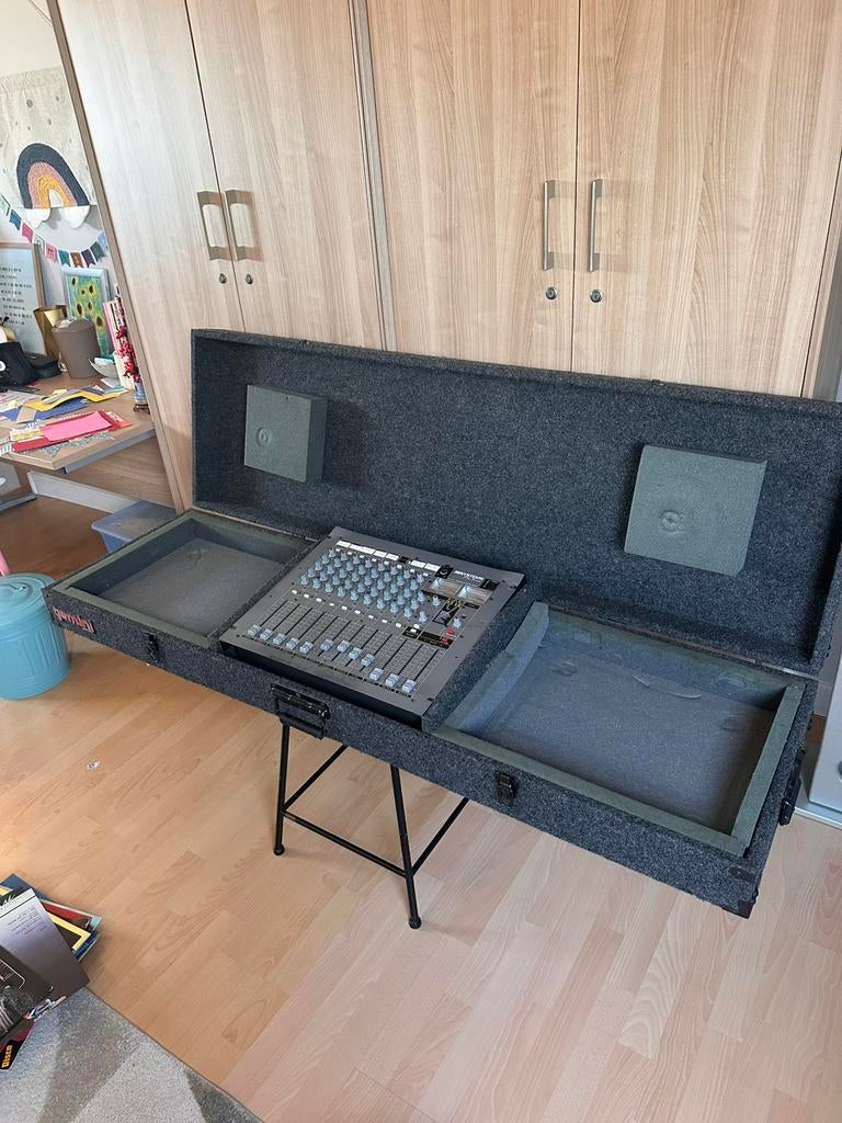 Gemini discobar flight case met JB systems mengpaneel., Enlèvement, Comme neuf