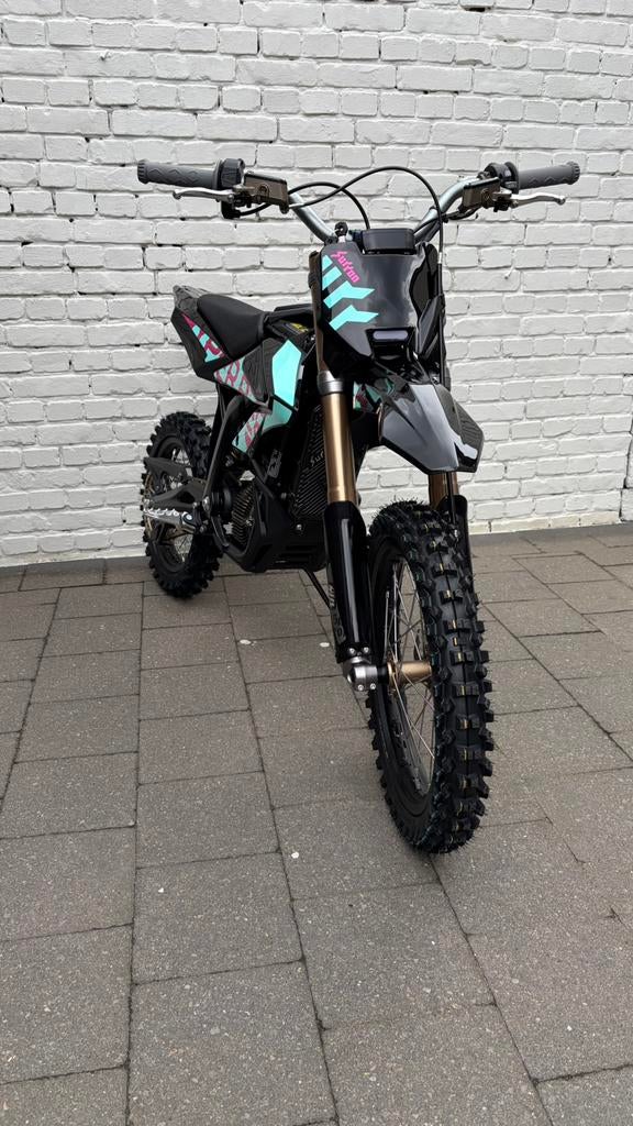 SurRon Hyper bee, Ophalen, Zo goed als nieuw