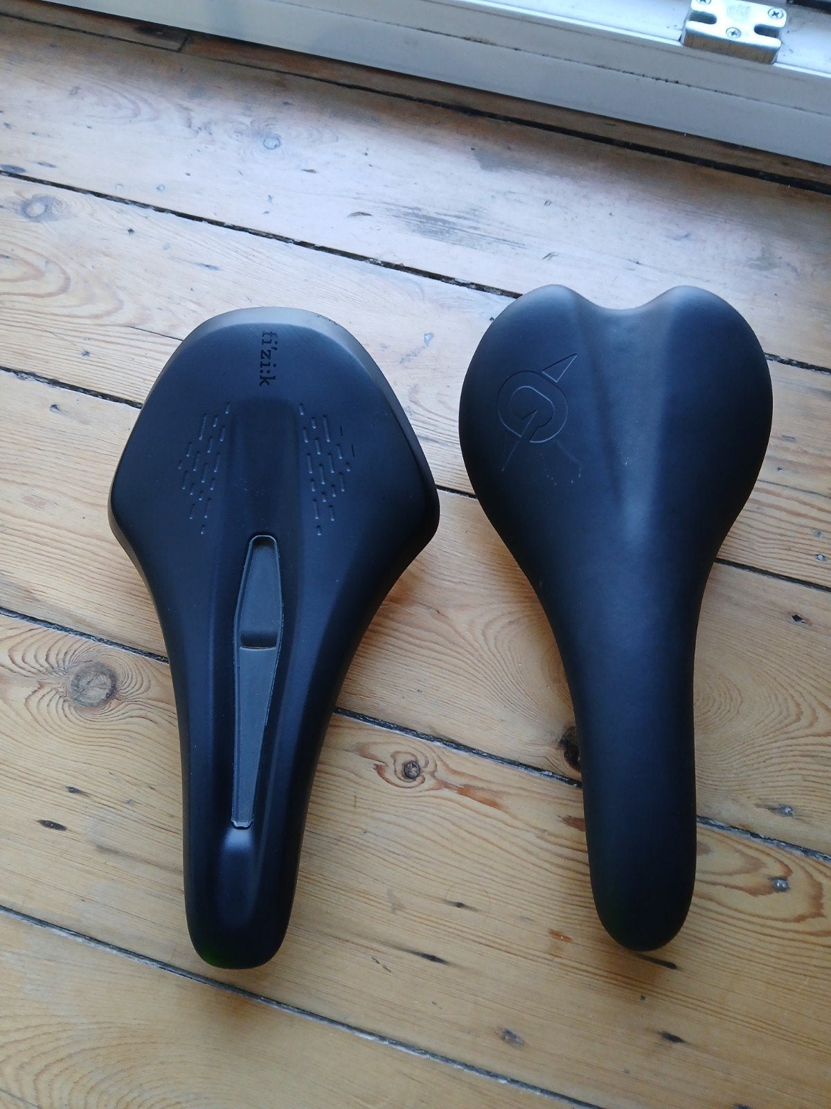 Fizik Terra Argo X5 gravel zadel 150mm, Fietsen en Brommers, Ophalen of Verzenden, Zadel