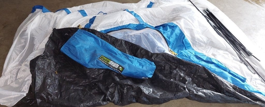 Tente dôme Eurotrail complète pour 2/3 personnes  état neuf, Enlèvement, Neuf, Jusqu'à 3