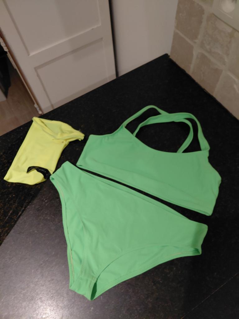 Marcel von Berlin bikini maat 38, Kleding | Dames, Badmode en Zwemkleding, Zo goed als nieuw, Bikini, Groen, Ophalen