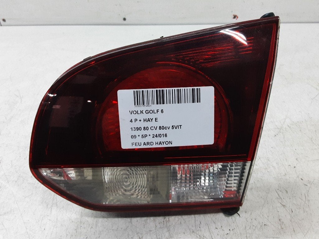 PANNEAU ARRIÈRE DROIT AVEC LAMPE Volkswagen Golf VI (5K1), Volkswagen, Mevr. I. Hauben, Utilisé, Rue de l'Espoir 34 34
4030  GRIVEGNÉE, BE
