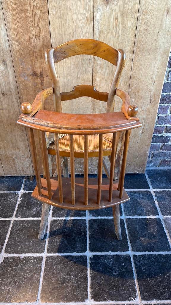 Chaise ancienne pour enfant avec table à manger/décoration, Enlèvement