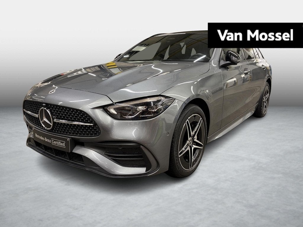 Mercedes-Benz C 300 e AMG Line Estate + PANORAMISCH DAK + NI, Auto's, Mercedes-Benz, Automaat, Zwart, 4 cilinders, https://public.car-pass.be/vhr/35ecd724-9bf0-4170-9ad5-c32670381e21
