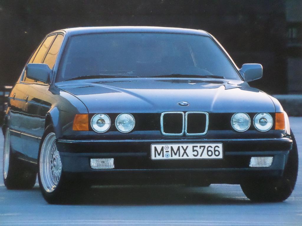 BMW 730i 735i Brochure, Boeken, Ophalen of Verzenden, BMW