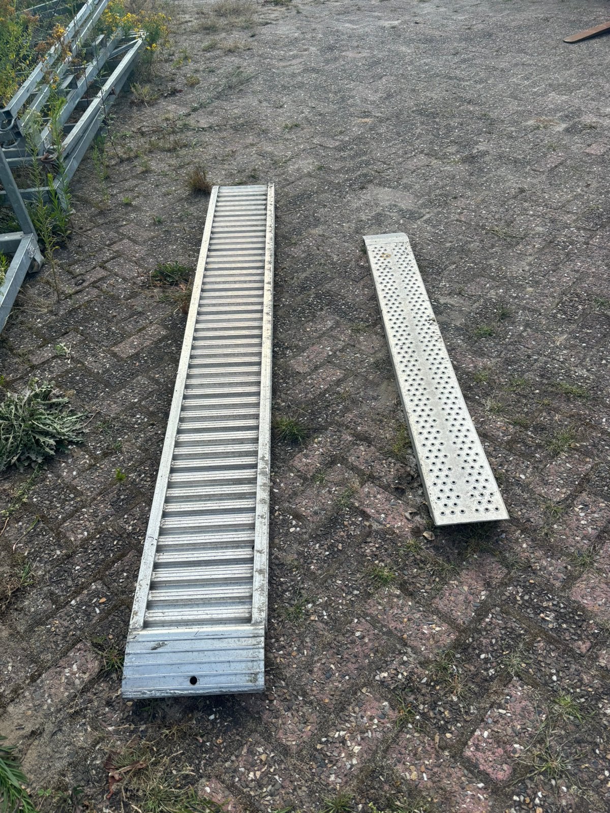 Oprij plank, Ophalen, Zo goed als nieuw