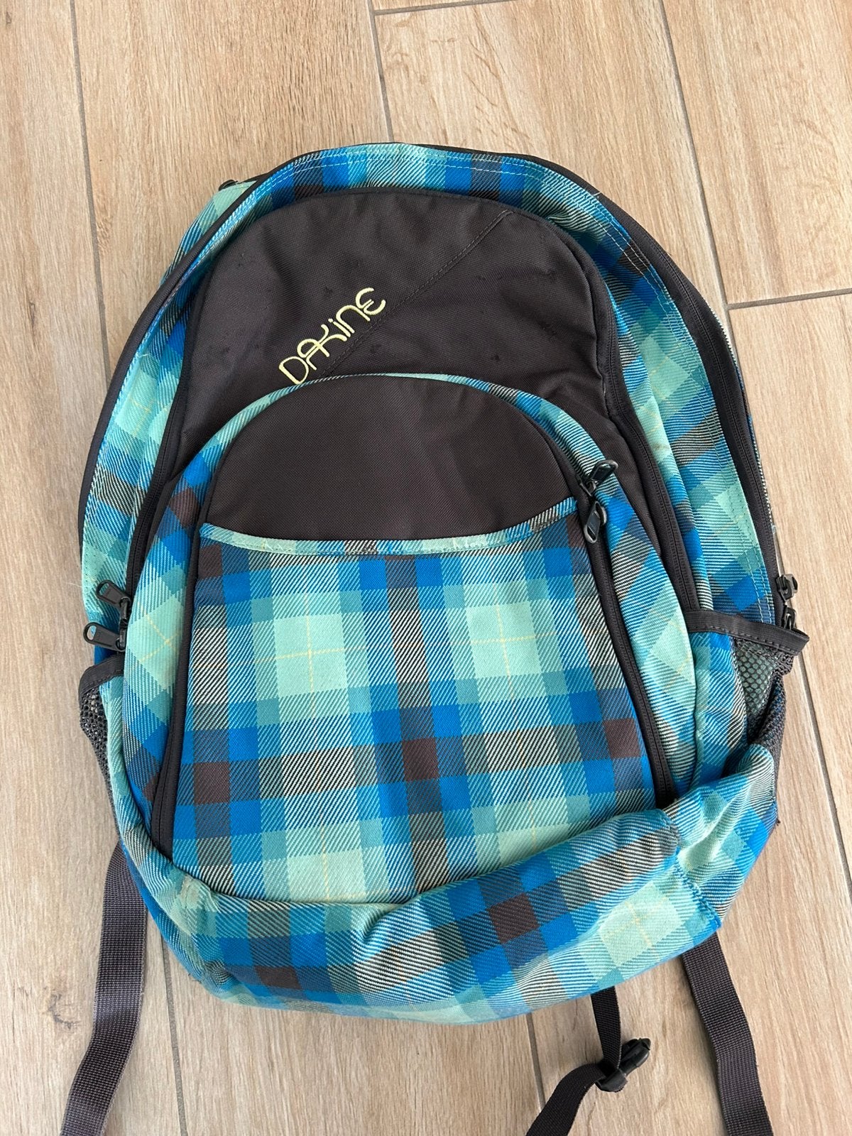 Sac à dos Dakine, Bijoux, Sacs & Beauté, Sacs | Sacs à dos, Enlèvement, Utilisé, Autres marques