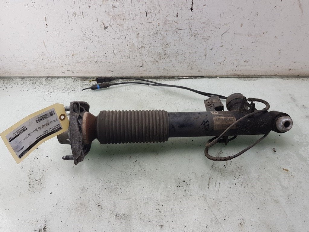 AMORTISSEUR ARRIÈRE DROIT BMW X5 (F15) (01-2013/07-2018), Utilisé, BMW, Petuelring 130
80809  München, DE, Bayerische Motoren Werke AG