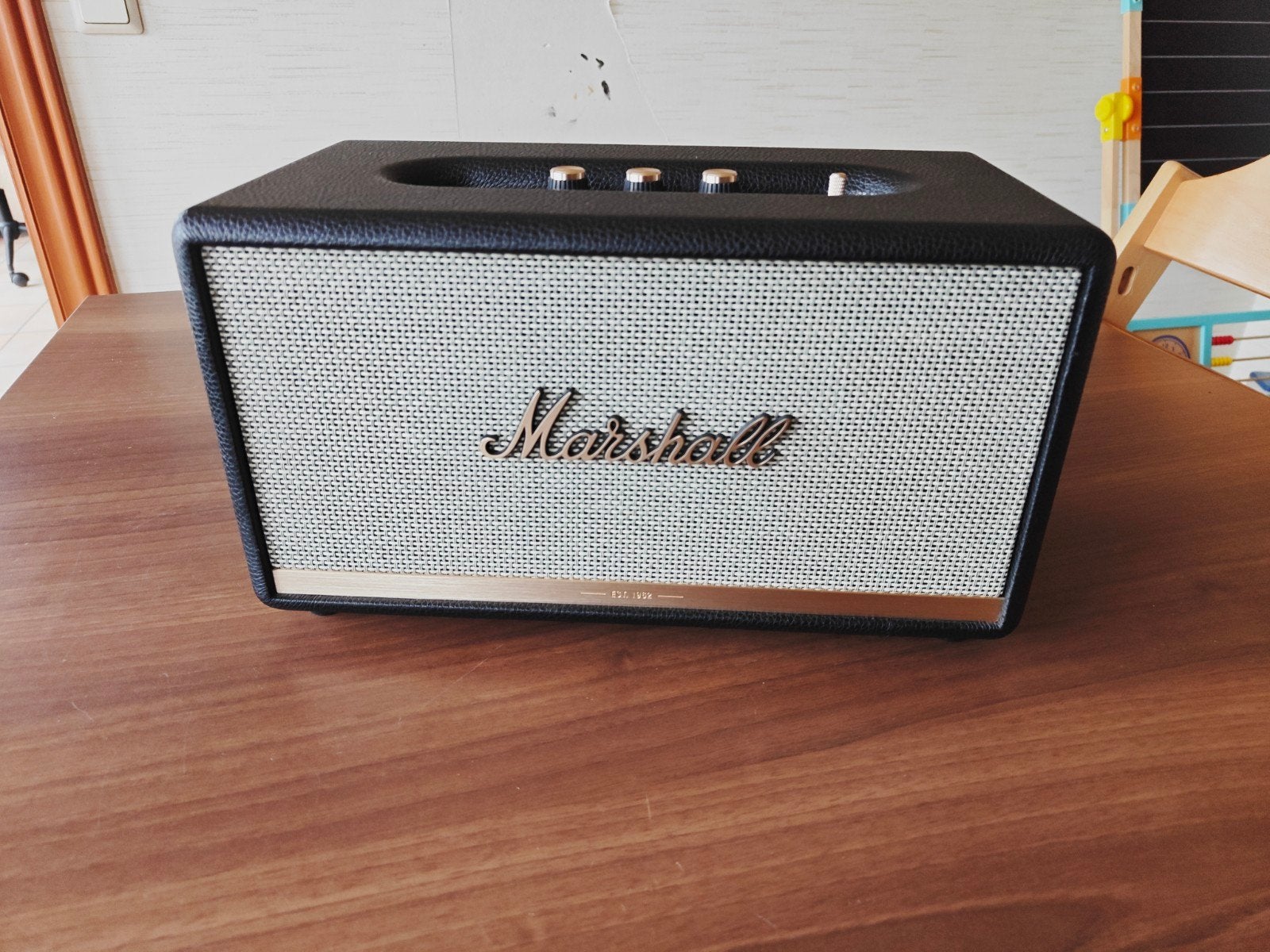 Marshall stanmore 2, Ophalen