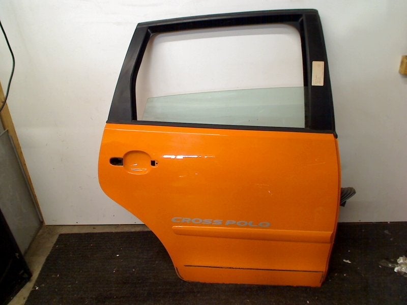 PORTE DROITE ARRIÈRE cross Volkswagen Polo IV (9N1 / 2/3), Volkswagen, Volkswagen AG, Utilisé, Kundenbetreuung@volkswagen.de