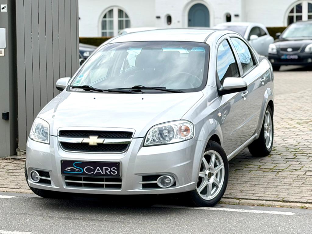 Chevrolet Aveo 1.4i Lpg ** Automaat * 108.000 km ** Gekeurd, Autos, Argent ou Gris, Achat, Aveo, Entreprise