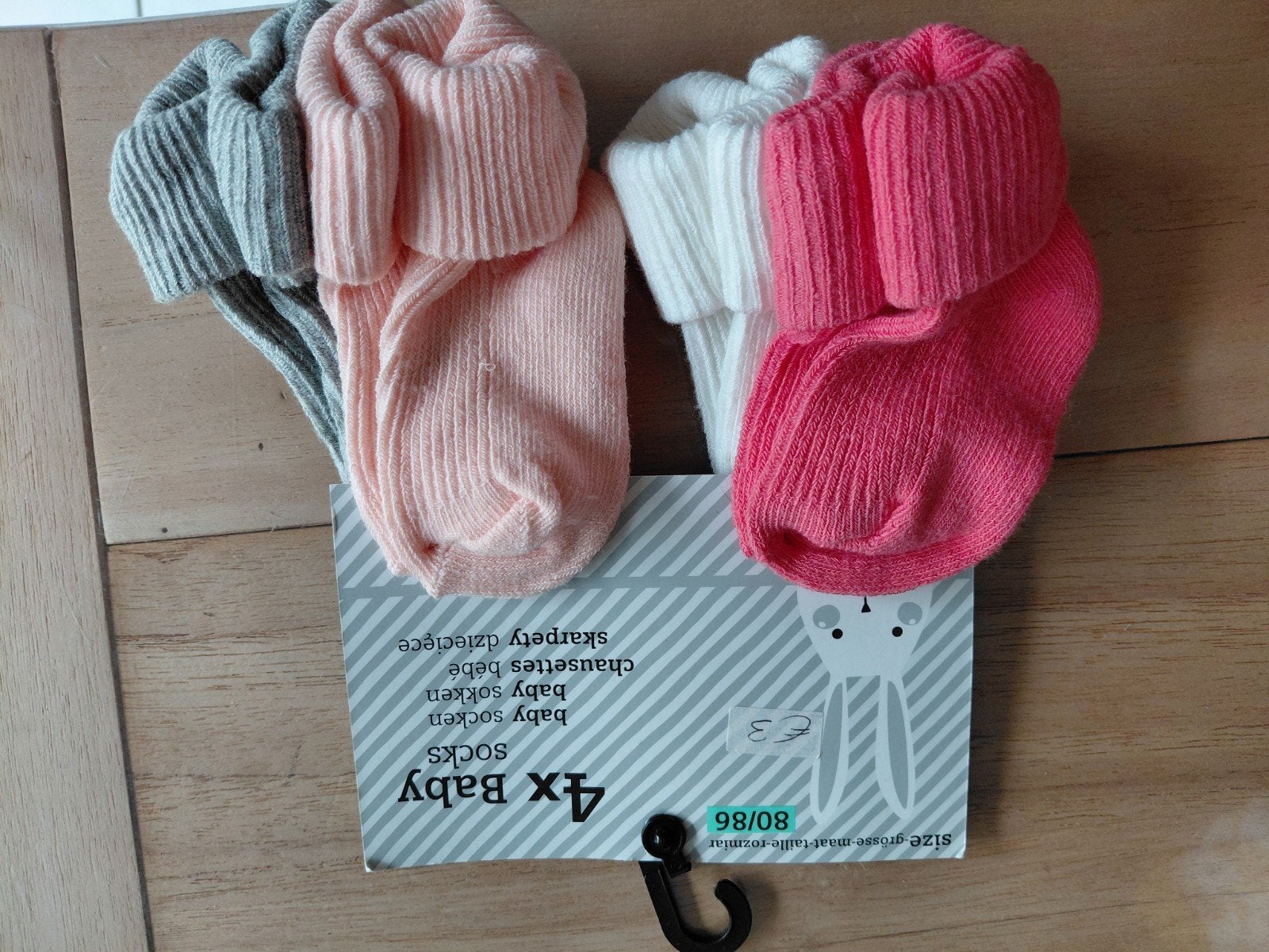 4 paar nieuwe kousjes maat 80-86, Enfants & Bébés, Vêtements de bébé | Chaussures & Chaussettes, Neuf, Enlèvement, Chaussettes