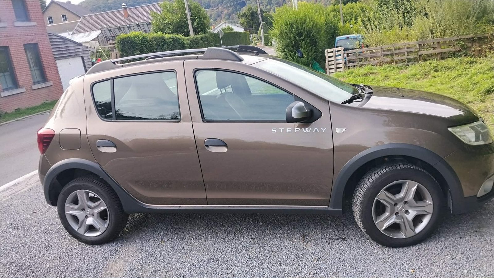 Dacia Sandero Stepway 2017, Autos, Achat, Autres couleurs, Noir, 5 portes