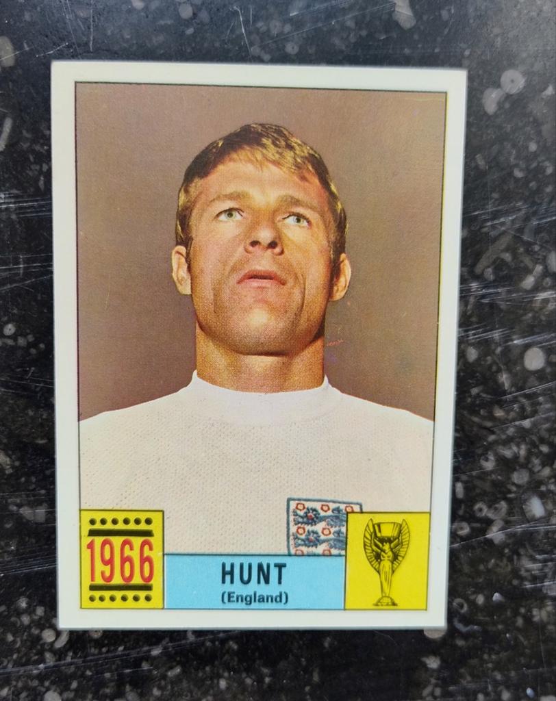 Coupe du monde Panini, Mexique 1970 : 1966 Hunt, Enlèvement
