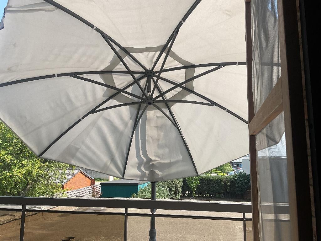 Prachtige Sun Garden parasol (Beige) – Ø 3,75m – ZGAN, Tuin en Terras, Parasols, Ophalen, Verstelbaar, 3 tot 4 meter, Zweefparasol