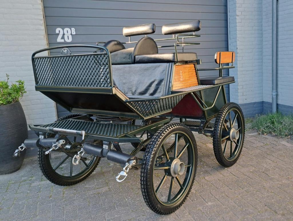 Van den Heuvel, voiture de loisir, calèche