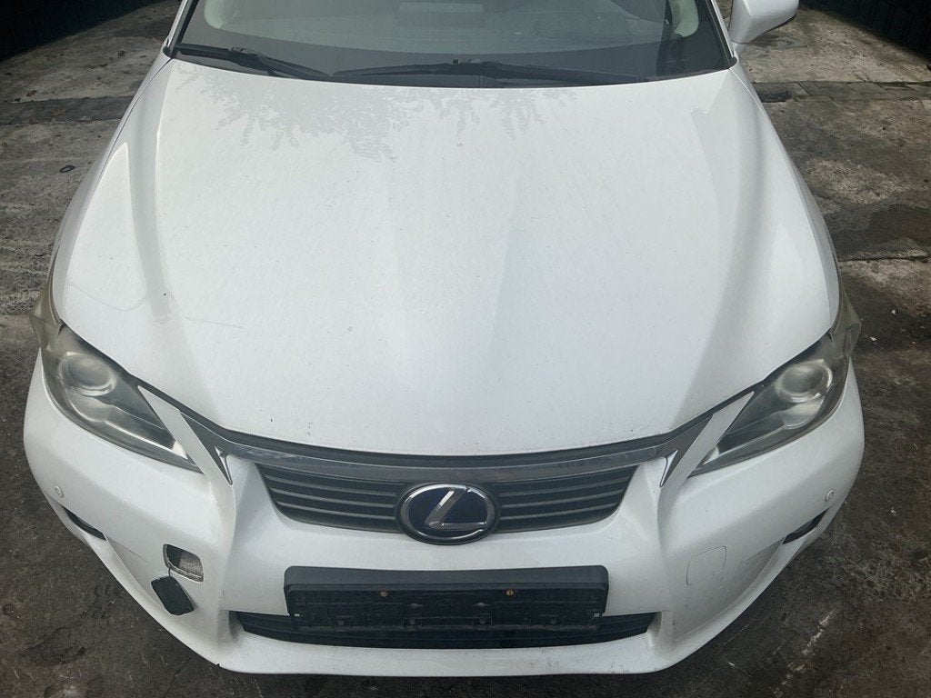CAPOT Lexus CT 200h (|5211976902|5330176010|), Autos : Pièces & Accessoires, Lexus-infoservice@lexus.de, Lexus, Utilisé, Toyota-Allee 2
50858  Köln, DE