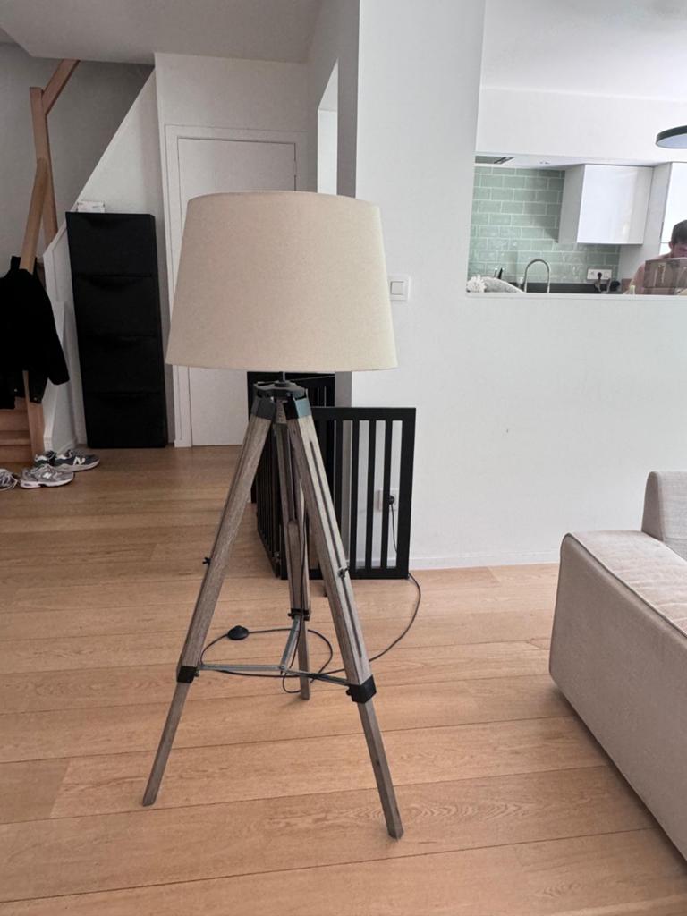 Houten vloerlamp met afneembare kap, Huis en Inrichting, Stoffering | Vloerbedekking, Ophalen, Gebruikt, Moderne, Overige typen