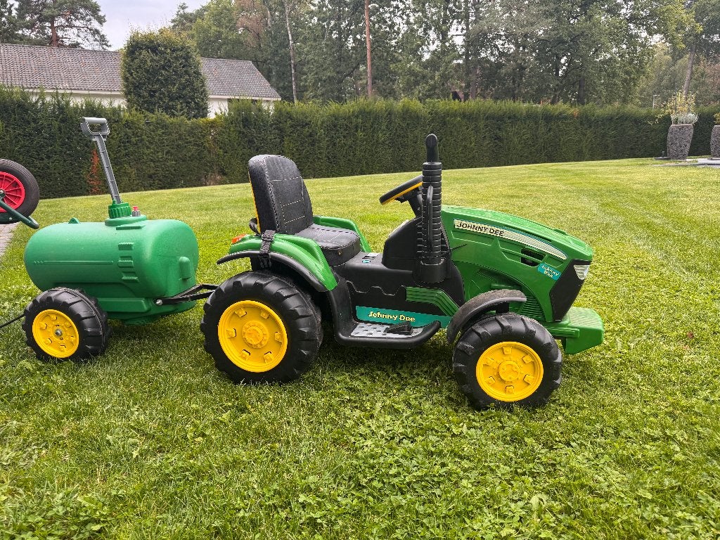 Elektrische Kindertractor "Johnny Dee" + 2 Aanhangwagens, Enfants & Bébés, Enlèvement, Comme neuf, Autres types