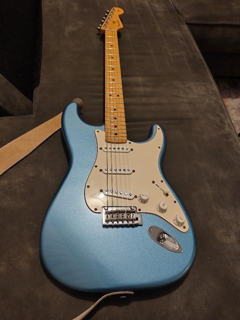 Fender mexico vox vt20x amp, Musique & Instruments, Instruments à corde | Guitares | Électriques, Comme neuf, Solid body, Fender