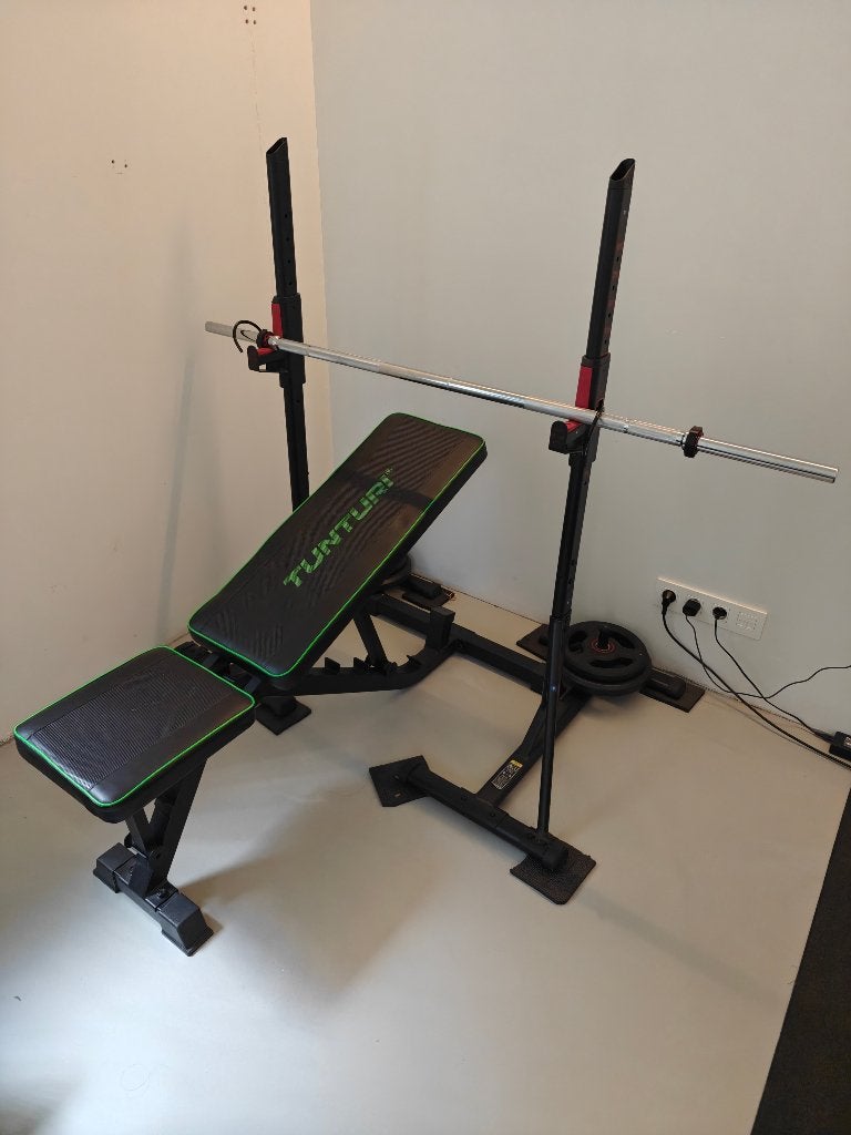 Ensemble de gym à domicile Tunturi + Domyos, 10 kg +30 kg, Sports & Fitness, Enlèvement, Comme neuf, Dos, Barre d'haltères