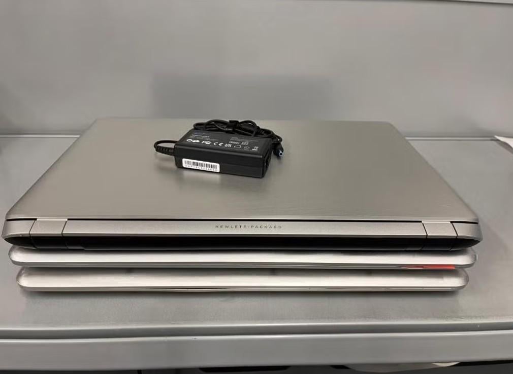 Lot 3 werkende laptops met SSD en 1 nieuwe lader, Ophalen of Verzenden, Azerty, SSD
