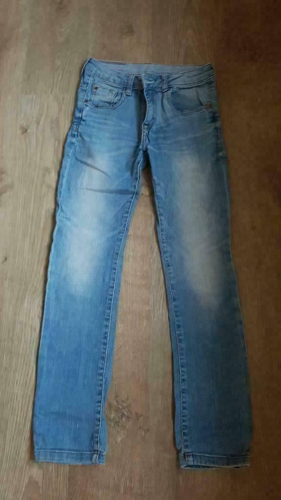 licht blauwe jeans broek ZARA maat 134 - 140 - 146, Broek, Gebruikt, Ophalen of Verzenden, Zara Boys