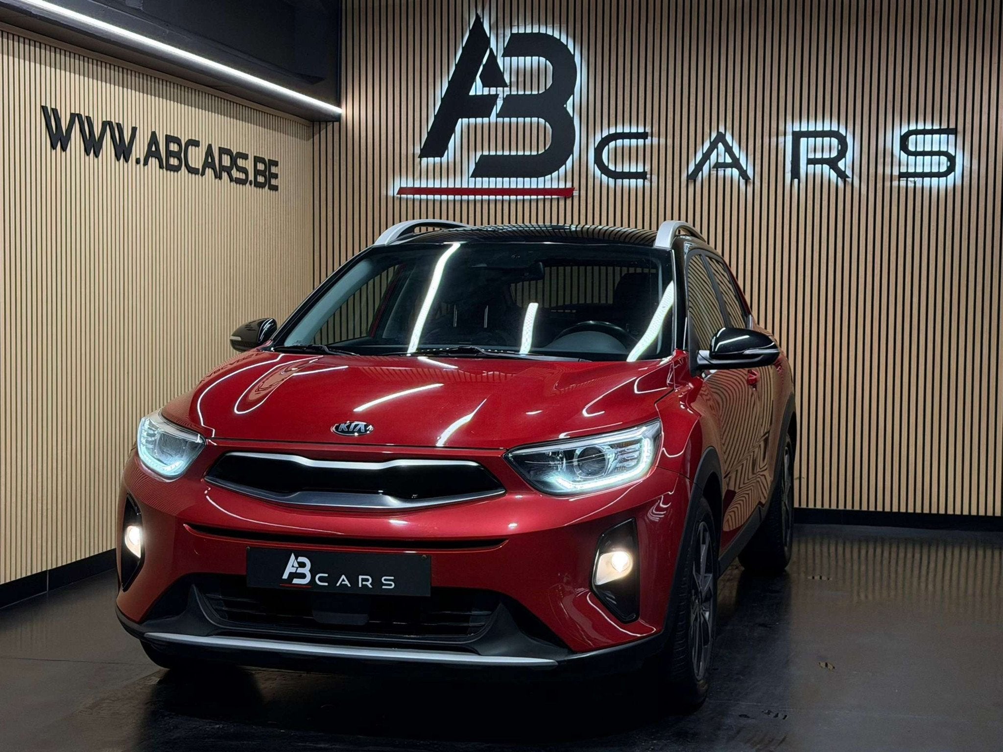 Kia Stonic 1.0 T Sense * GARANTIE 12 MOIS *, Autos, Kia, Rouge, Achat, 998 cm³, Euro 6