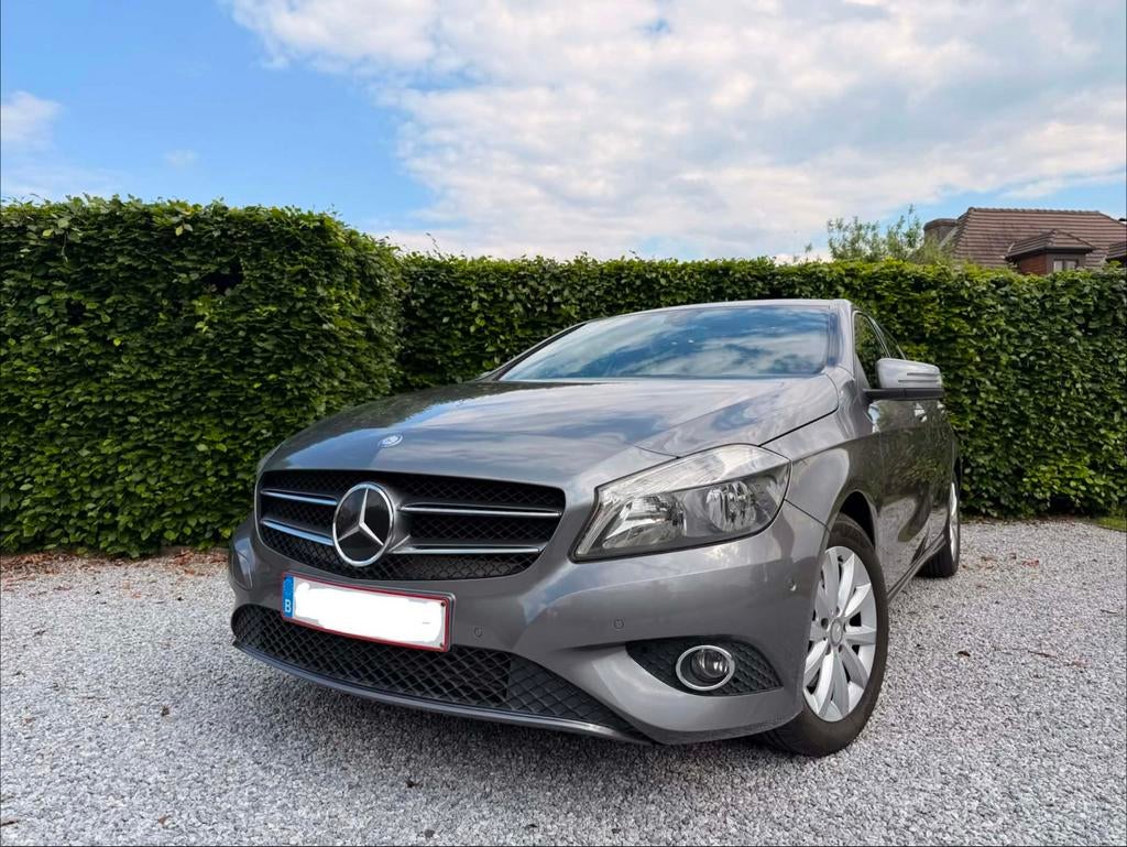 Mercedes w176 A180 benzine, Auto's, Voorwielaandrijving, Stof, Euro 6, Handgeschakeld