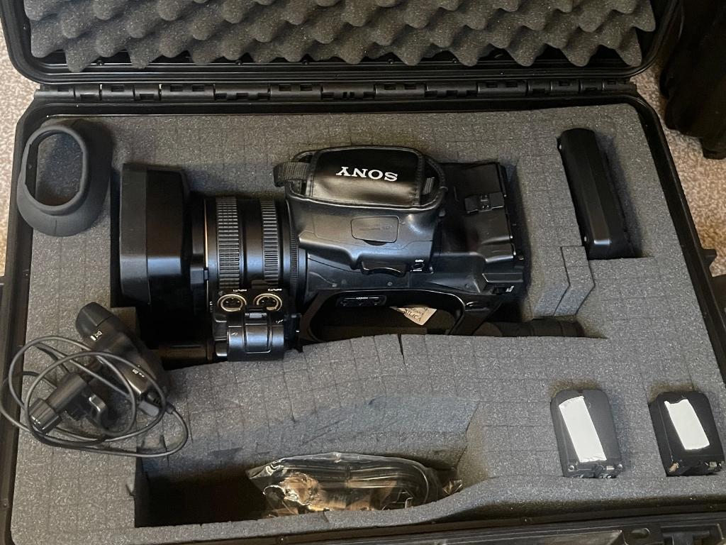 Caméscope professionnel Sony HVR-Z5E, TV, Hi-fi & Vidéo, Caméscopes numériques, Carte mémoire, Enlèvement ou Envoi, Canon, Caméra