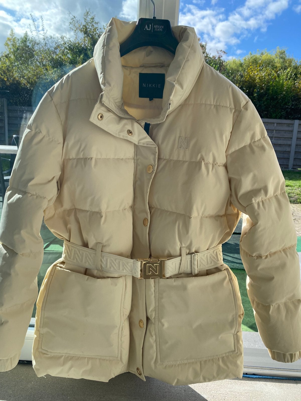 SPLINTERNIEUWE NIKKIE WINTERJAS € 150 (nieuwprijs was € 349), Kleding | Dames, Ophalen of Verzenden, Nieuw, Maat 38/40 (M)