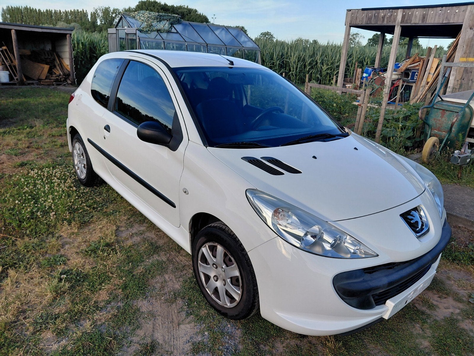 Peugeot 206+ à seulement 65 000 km, 206+, Achat, 135 g/km, Noir