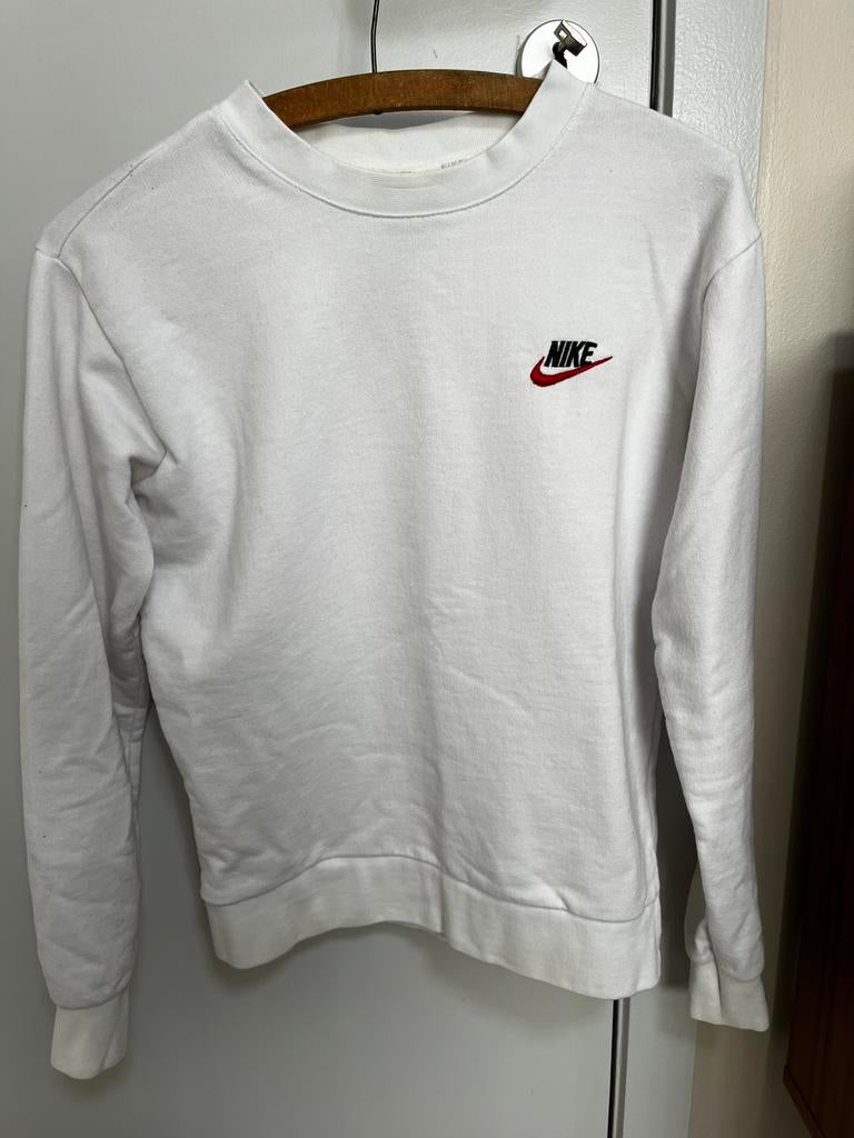 Pull Nike blanc taille XS, Enlèvement, Comme neuf, Taille 46 (S) ou plus petite, Blanc