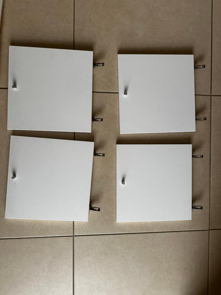 Portes kallax blanches, Enlèvement, Utilisé
