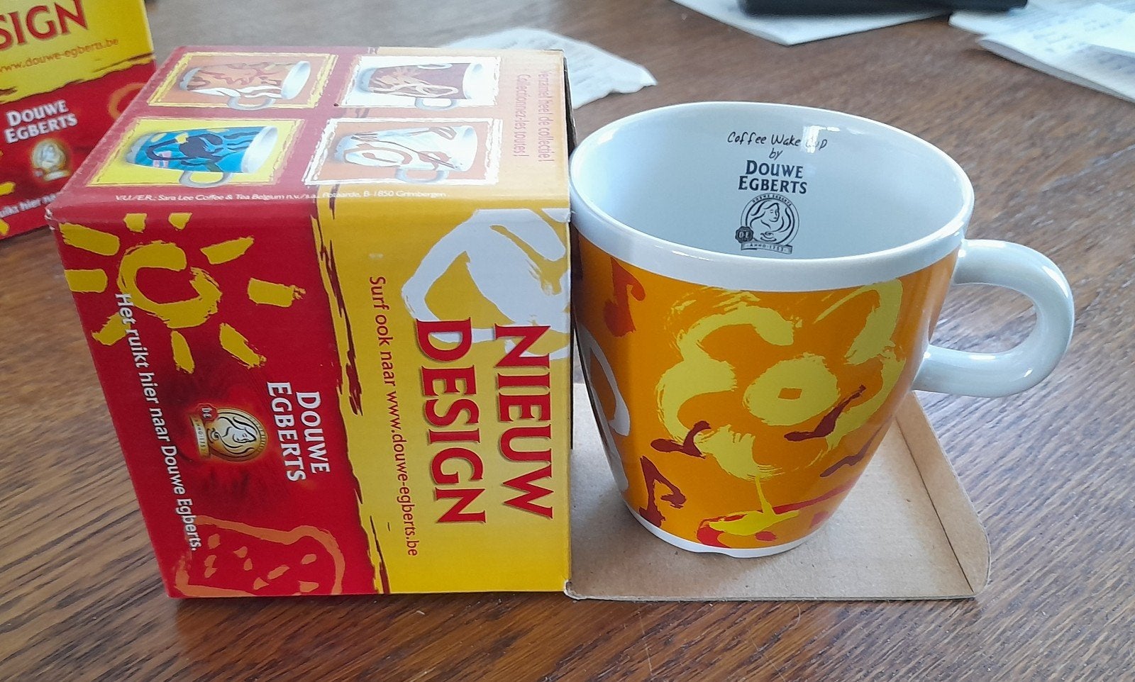 Tasse Douwe Egberts neuve, Enlèvement ou Envoi